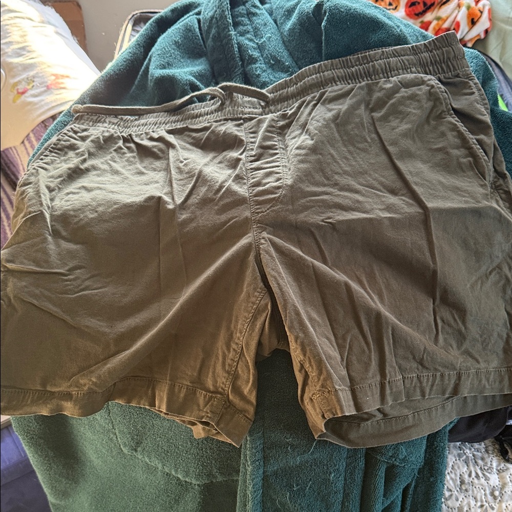 Sonoma Men's Khaki Athletic Shorts